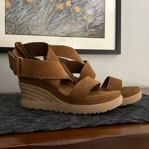 Women’s UGG ILEANA ANKLE SANDALS ESPADRILLES in CHESTNUT 7.5 EUC